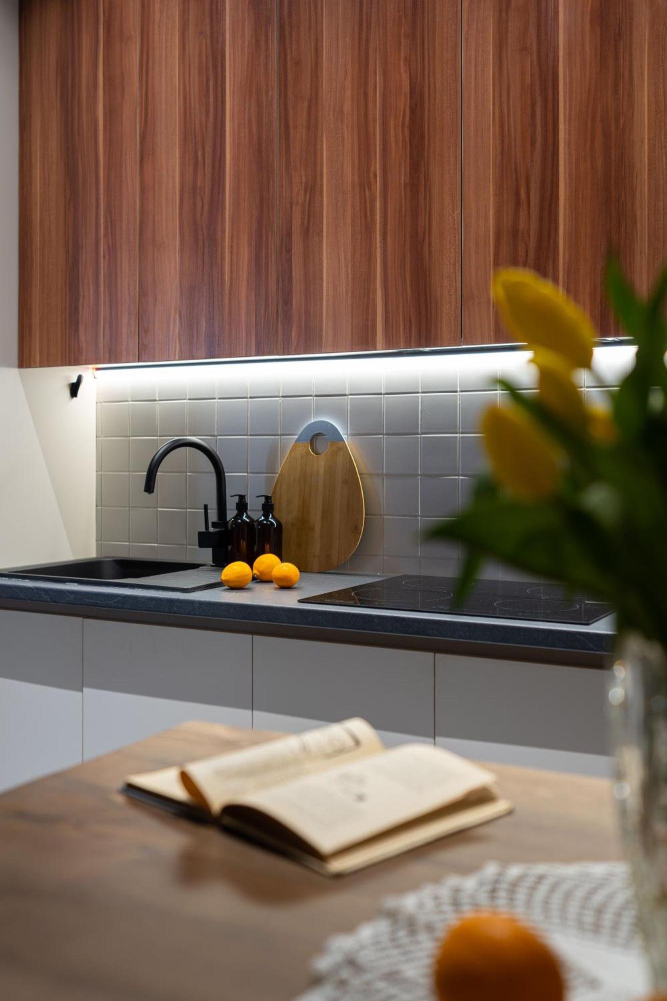 Oybek Nrg 48 I Stylish & Modern Apartment Tashkent Esterno foto
