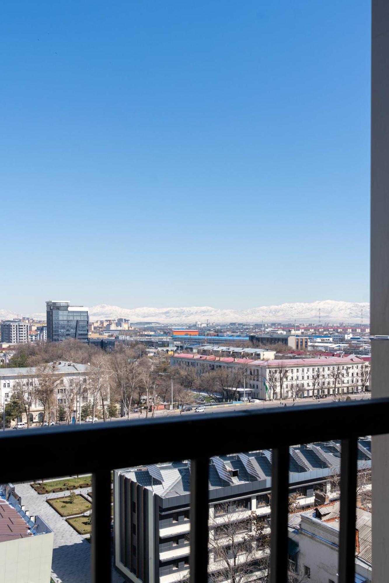 Oybek Nrg 48 I Stylish & Modern Apartment Tashkent Esterno foto